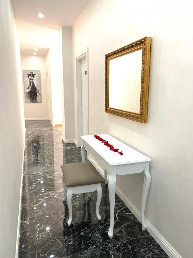Ramel Hotel ティラナ エクステリア 写真